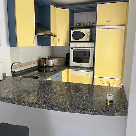 En Mijas Costa, Alta Loma Apartment *